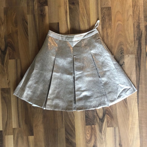Kate Spade Gold metallic pleated A line Skirt - Picture 3 of 7